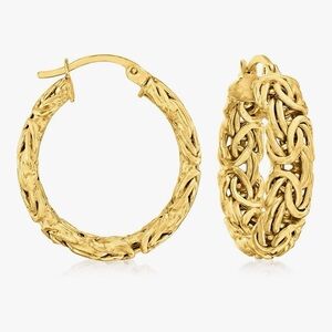 Elegant Gold Hoop Earrings